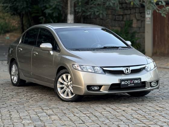 HONDA CIVIC 1.8 LXL SE 16V FLEX 4P AUTOMÁTICO HONDA CIVIC 1.8 LXL SE 16V FLEX 4P AUTOMÁTICO